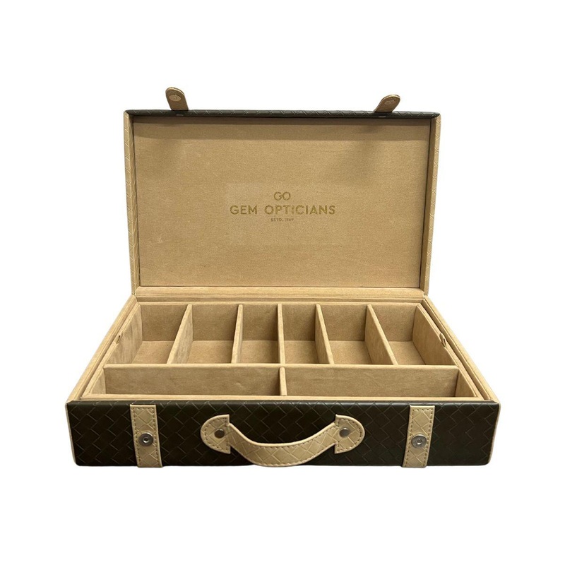 EYEWEAR CASE